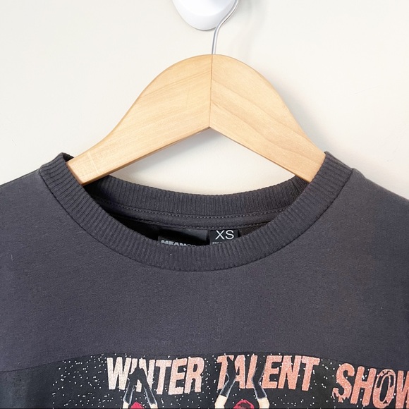 Mean Girls Winter Talent Show Christmas Is So Fetch Sweatshirt Grey Juniors XS - Picture 2 of 9